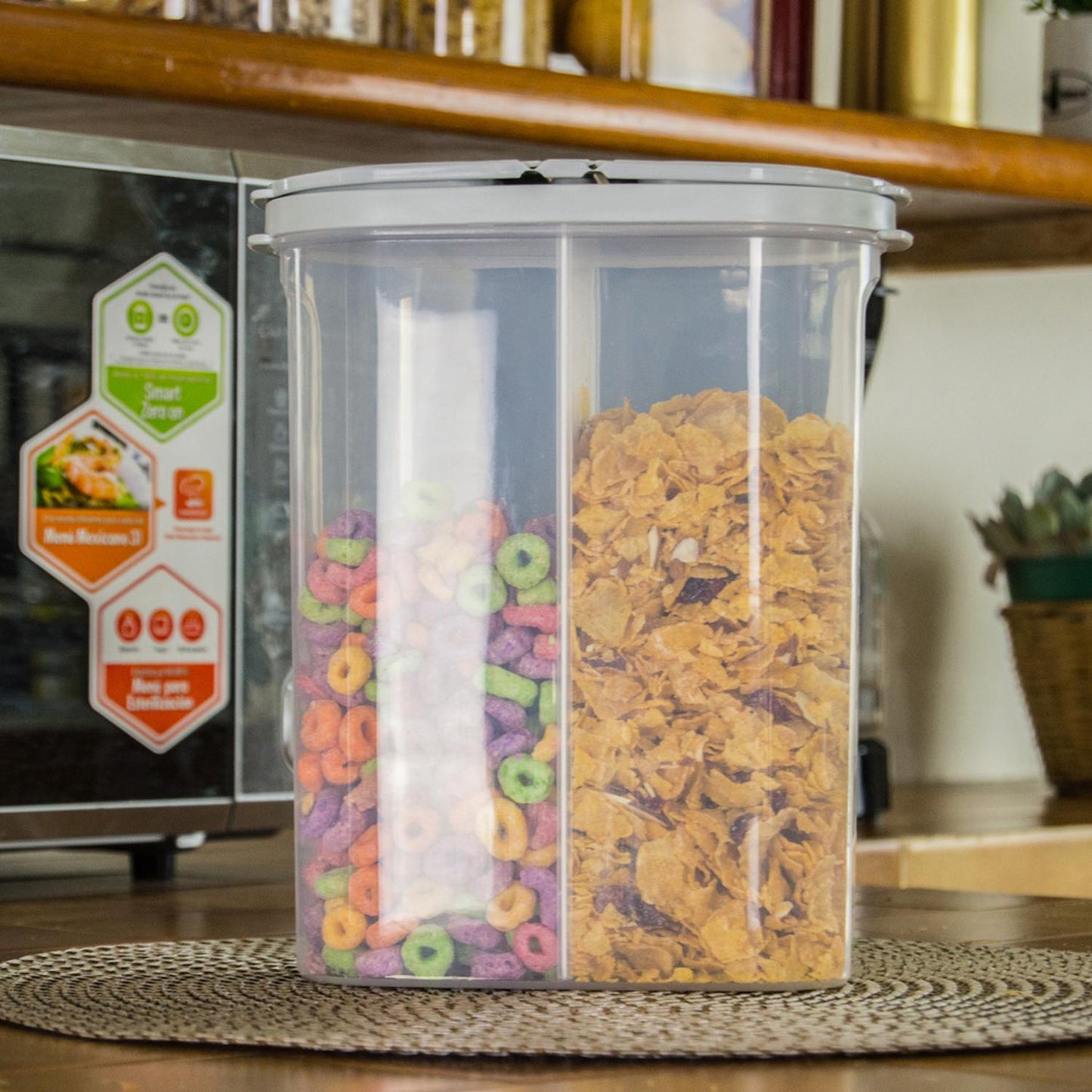 Recipiente hermético 2 divisiones para cereales 2.6 L