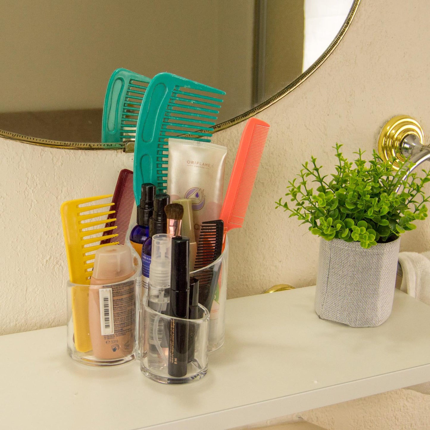 Organizador transparente circular con 3 divisiones