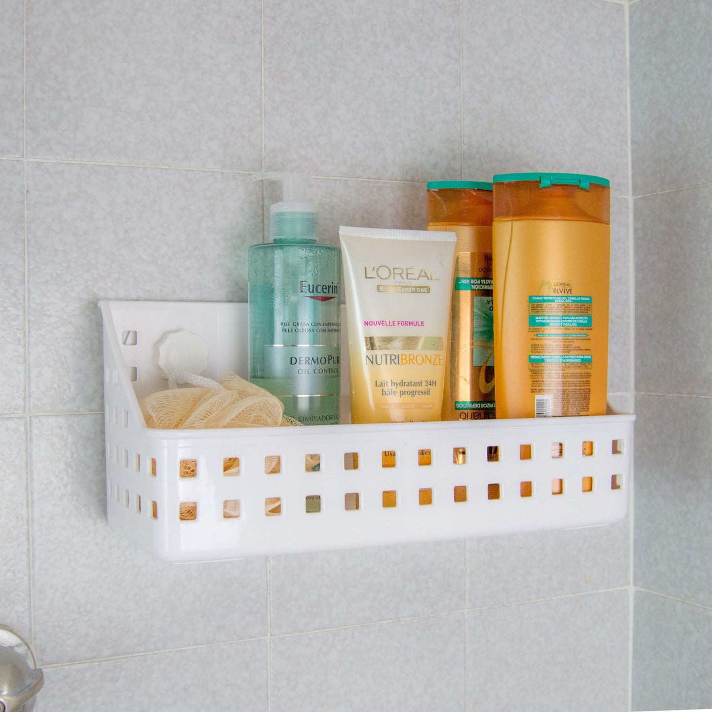 Organizador de pared con canastilla