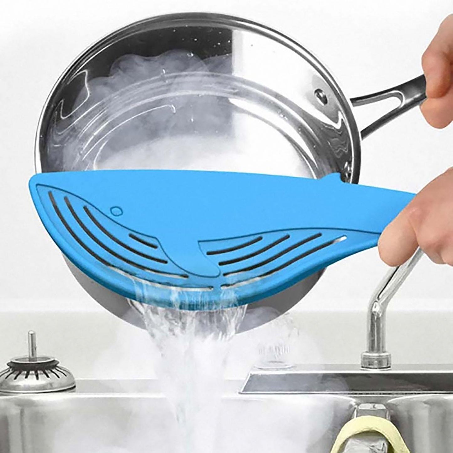 Colador de ollas en forma de ballena